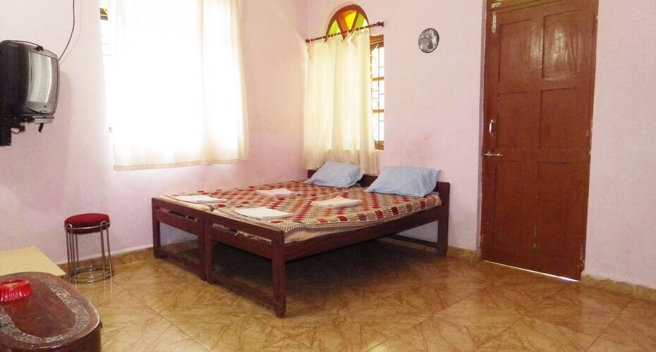 Kajal Guest House, Goa 4